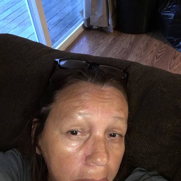 Meet your Posher, Loretta - Picture 1 of 1